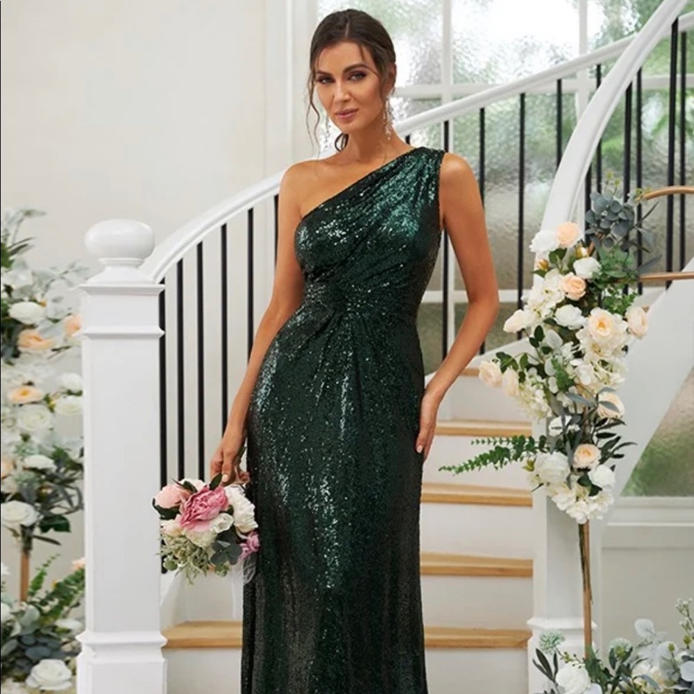 Sheath/Column Sequins Ruched One-Shoulder Sleeveless Sweep/Brush Train Dress